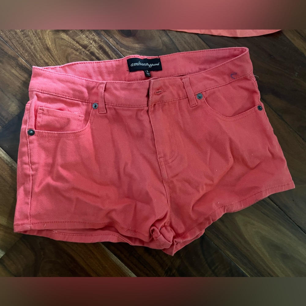 Size small denim shorts.
